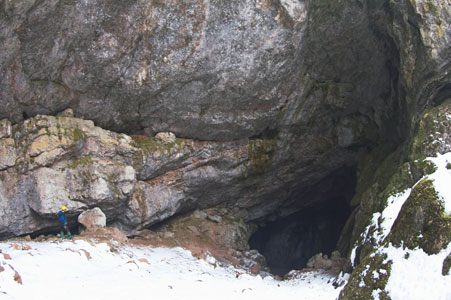 Входняк в пещеру Большой Бузлук (06.01.07)