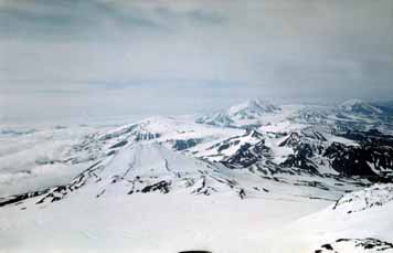 Панорама с вершины вулкана Острого на юг